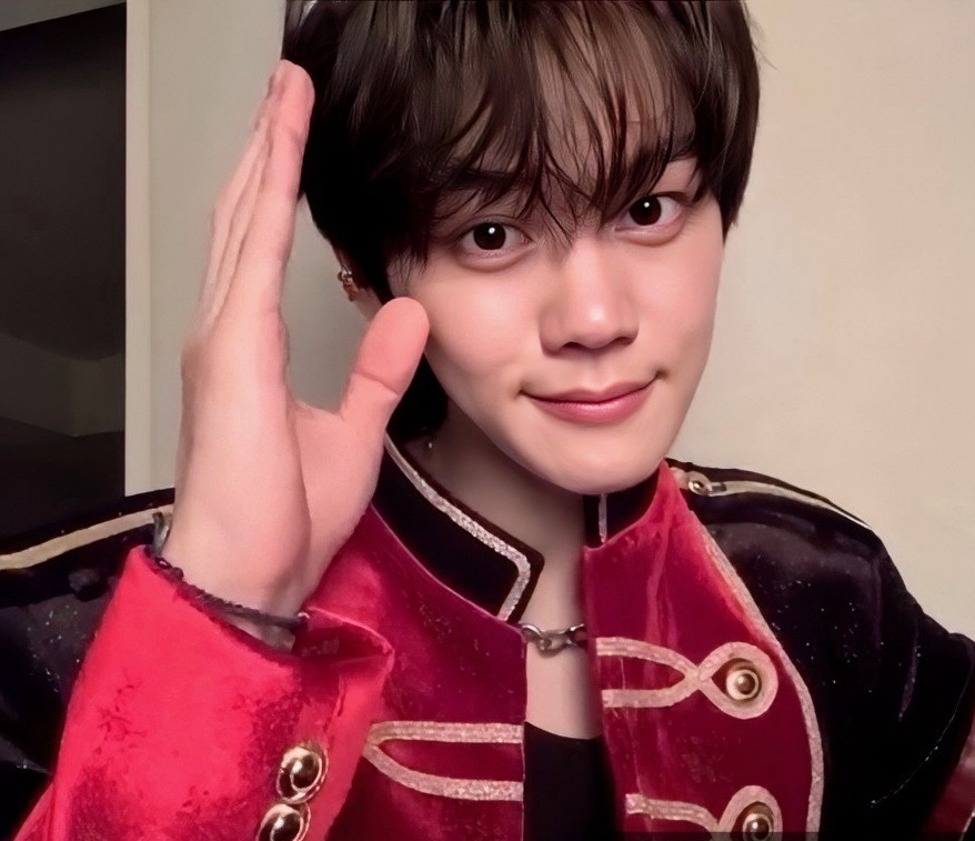 金奎彬 (ZEROBASEONE)的最新活动照片