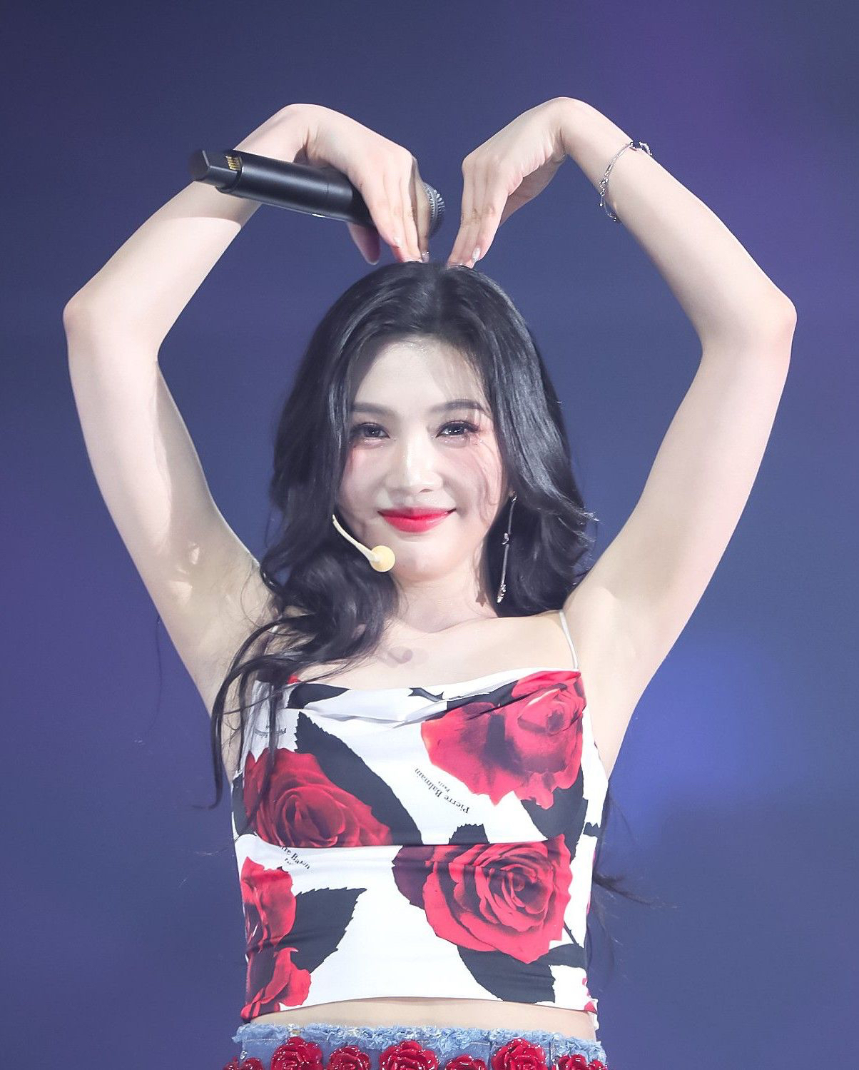 Recent activity shot of Joy (Red Velvet)