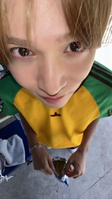 Recent activity shot of Eunseok (RIIZE)