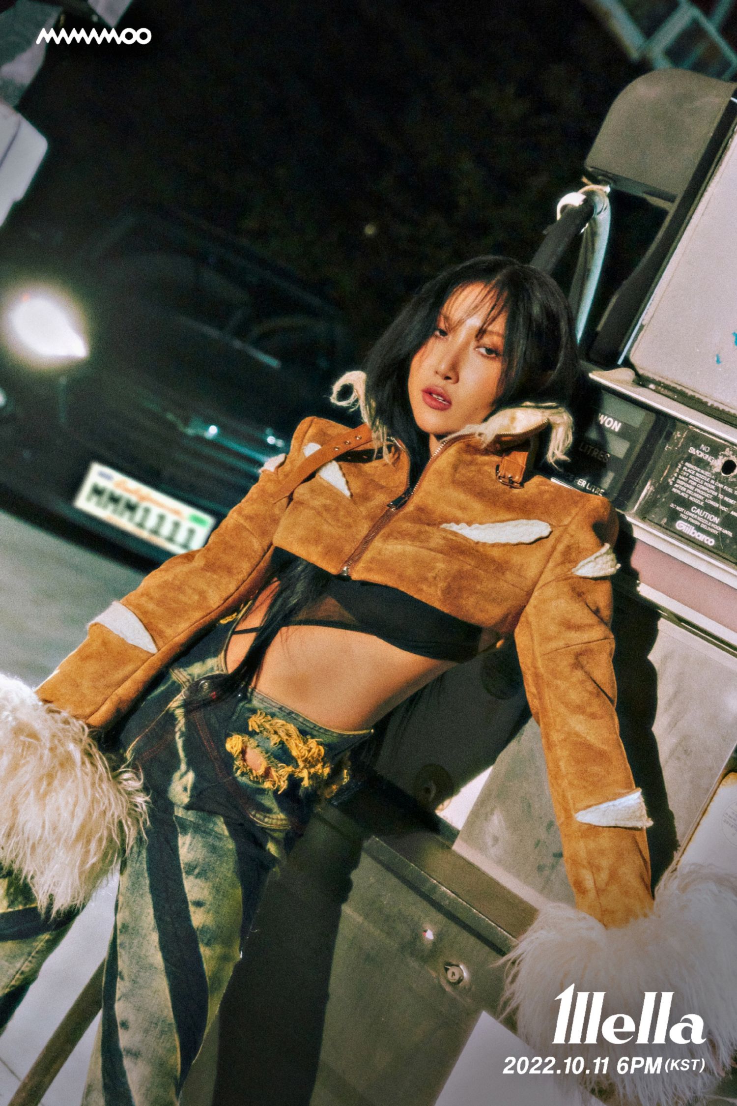 Latest photo of Hwasa (MAMAMOO)