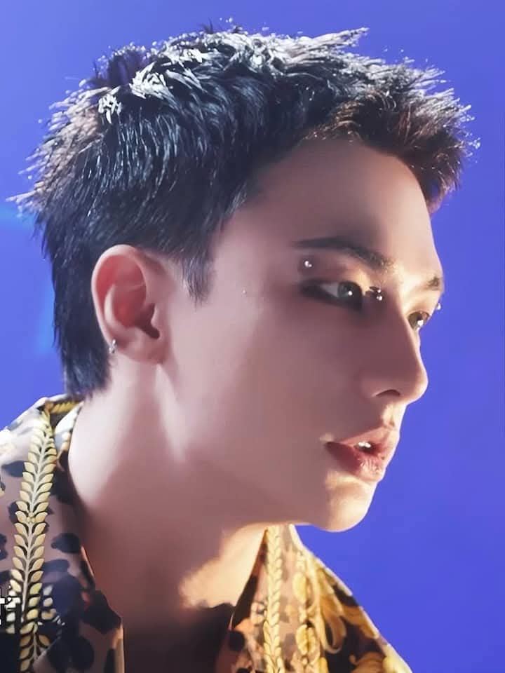 Potret di balik layar Hyunjin (Stray Kids)