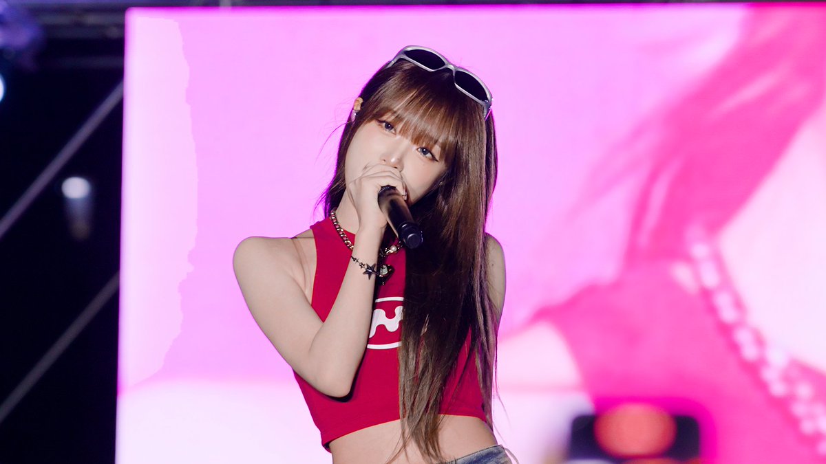 Recent activity shot of Choi Yena