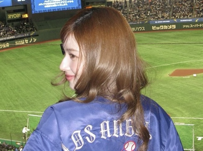 A moment captured by Sana (TWICE)'s fan