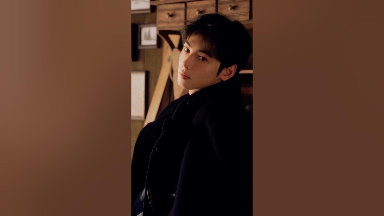 Latest photo of Eunwoo (ASTRO)