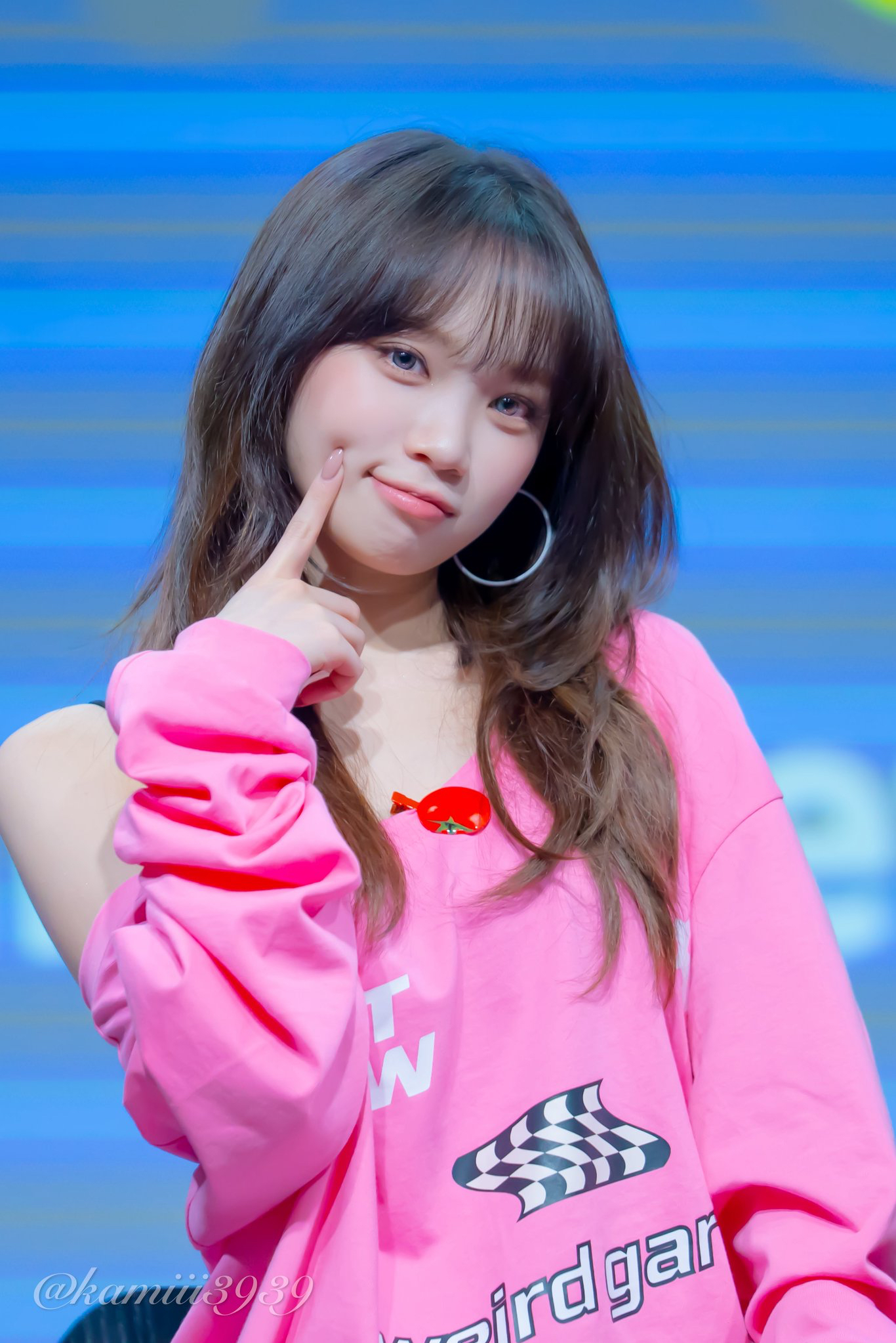 Behind-the-scenes cut of Kim Chaewon (LE SSERAFIM)