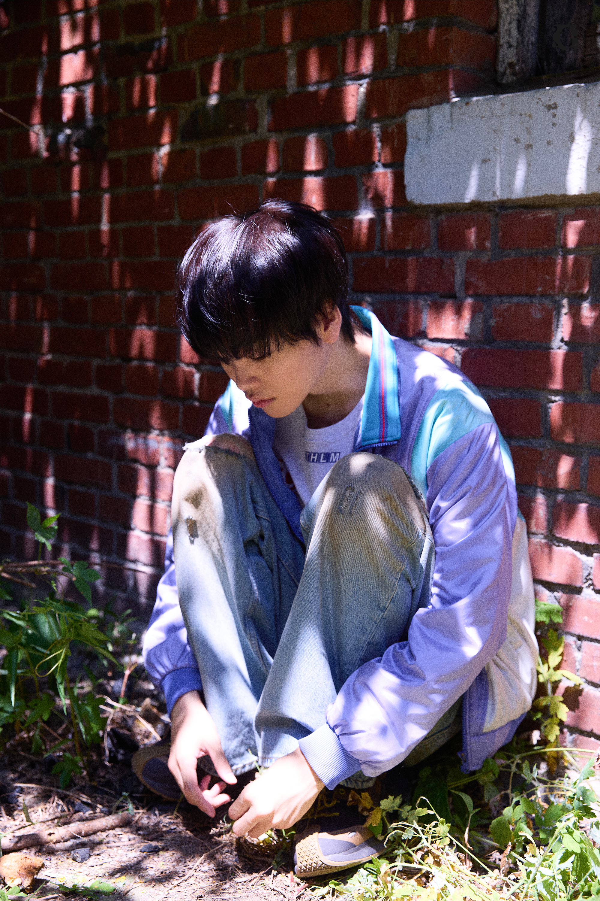 Behind-the-scenes cut of Hyeongjun (CRAVITY)