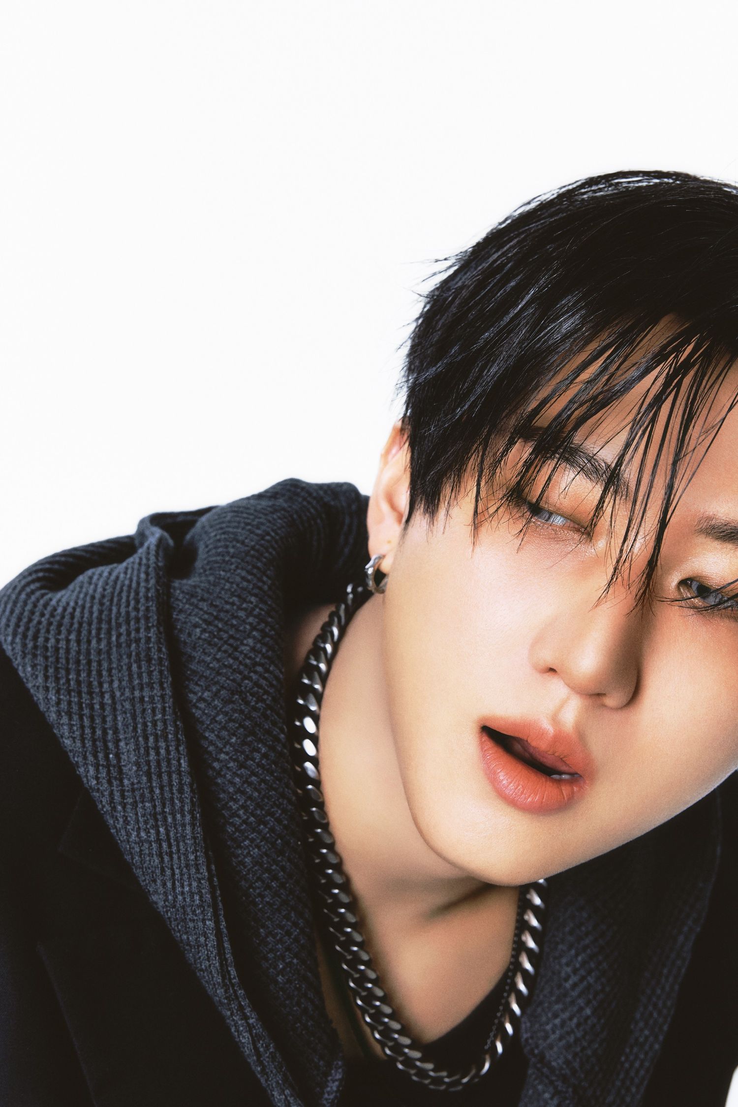 Behind-the-scenes cut of Changbin (Stray Kids)