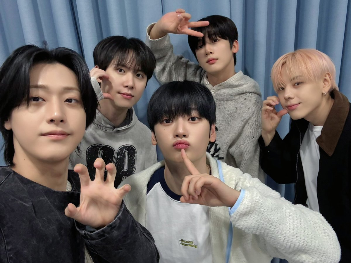 A moment captured by WEi's fan