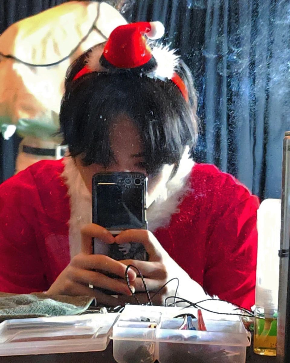 Behind-the-scenes cut of Taesan (BOYNEXTDOOR)