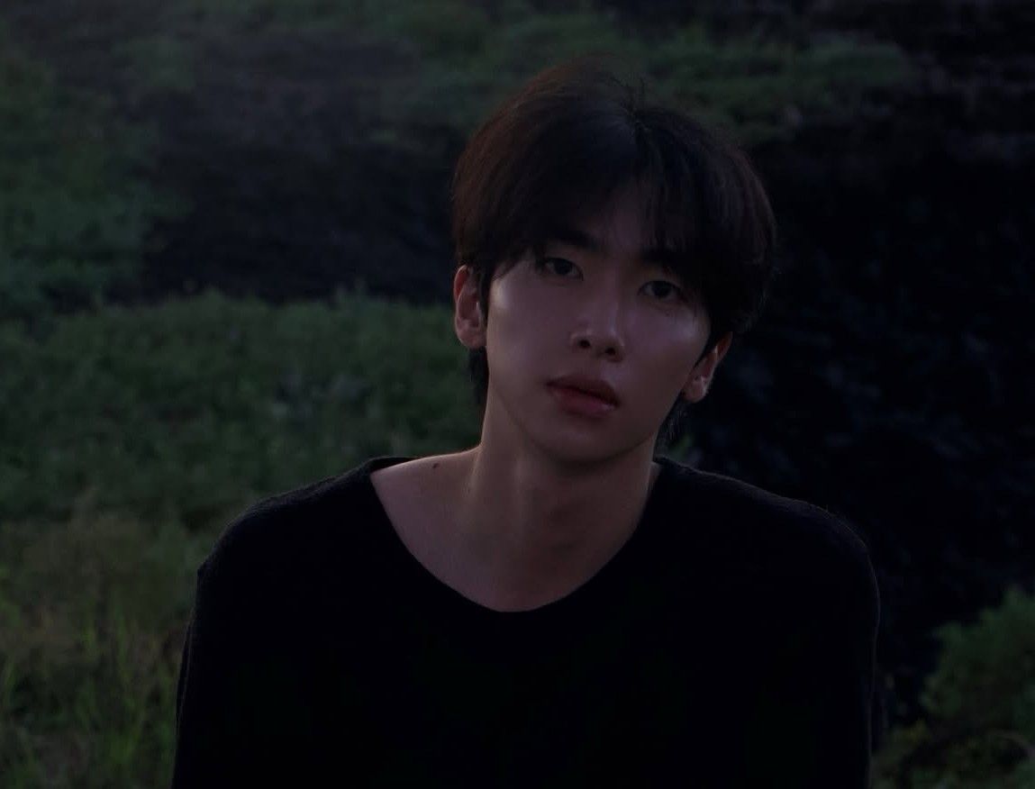 Latest photo of Xiao (UP10TION)