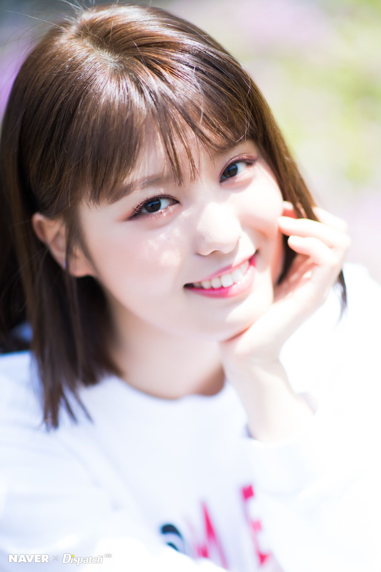 Behind-the-scenes cut of MOMOLAND