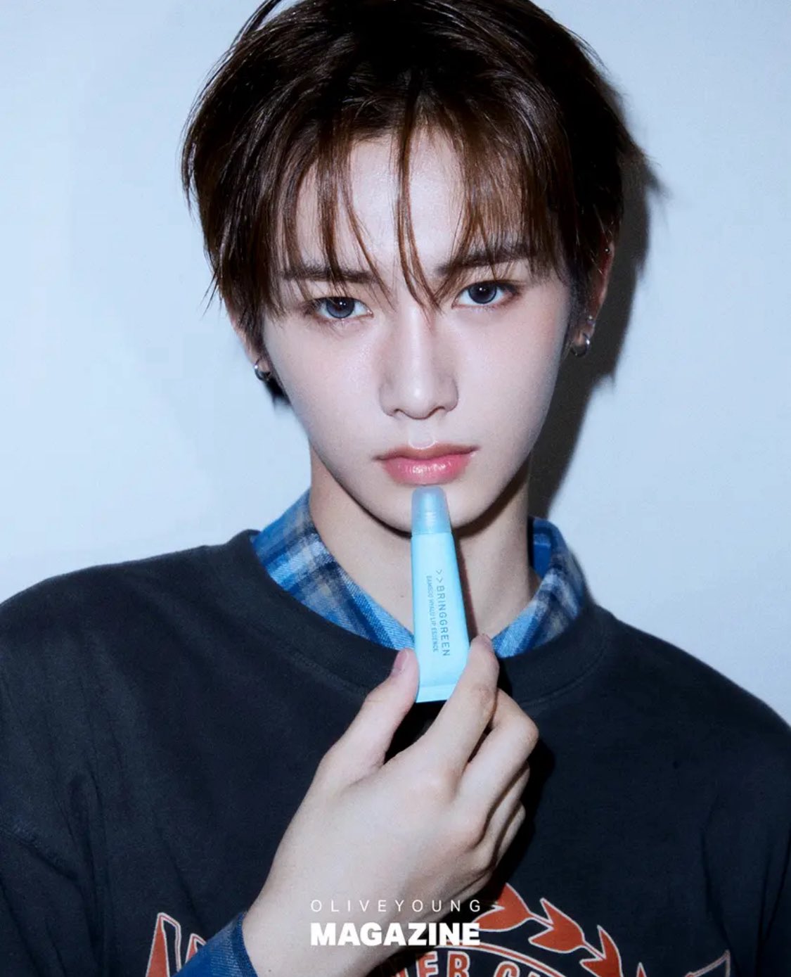 Behind-the-scenes cut of Zhou Anxin