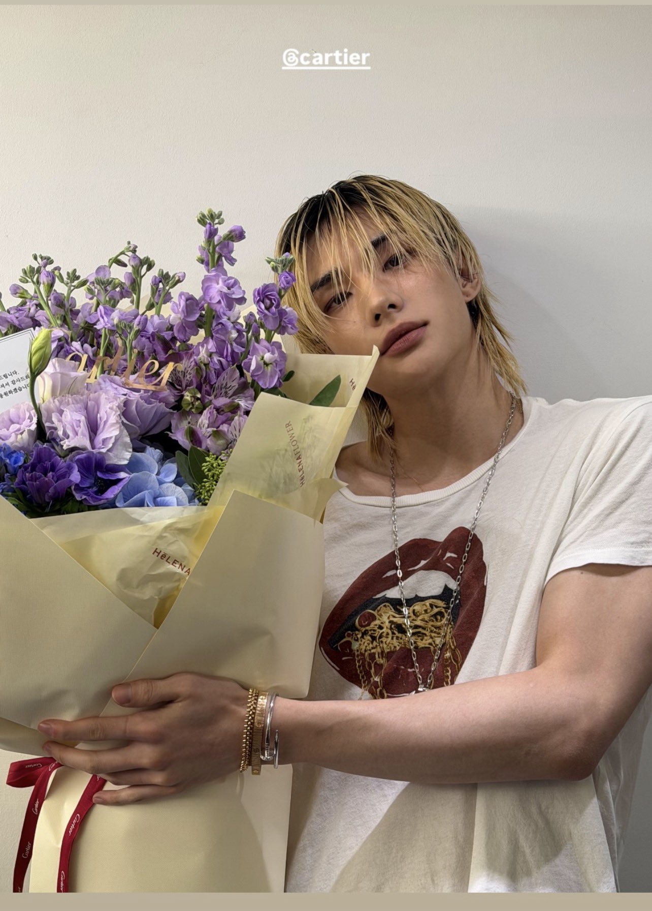 Recent activity shot of Hyunjin (Stray Kids)