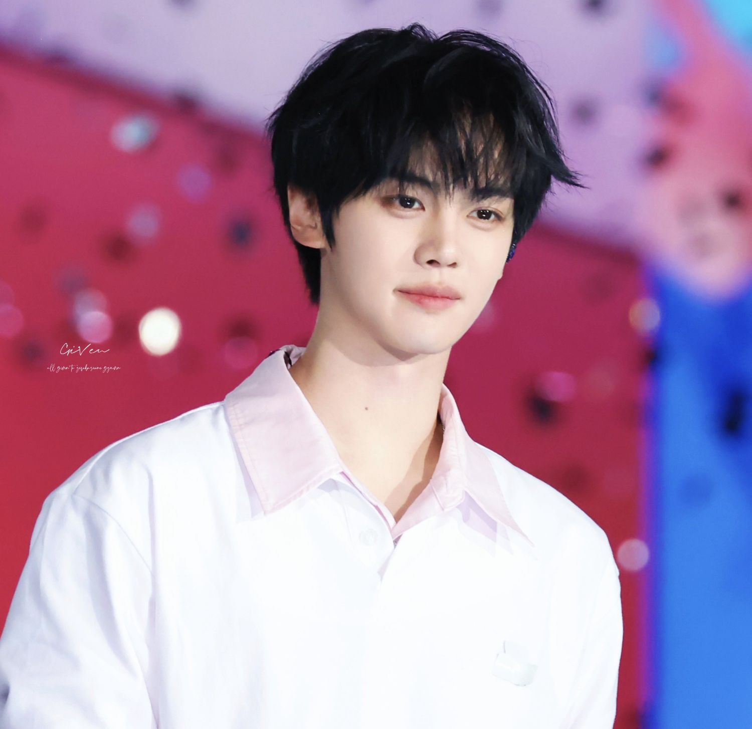 김규빈 (제로베이스원)의 최신 사진