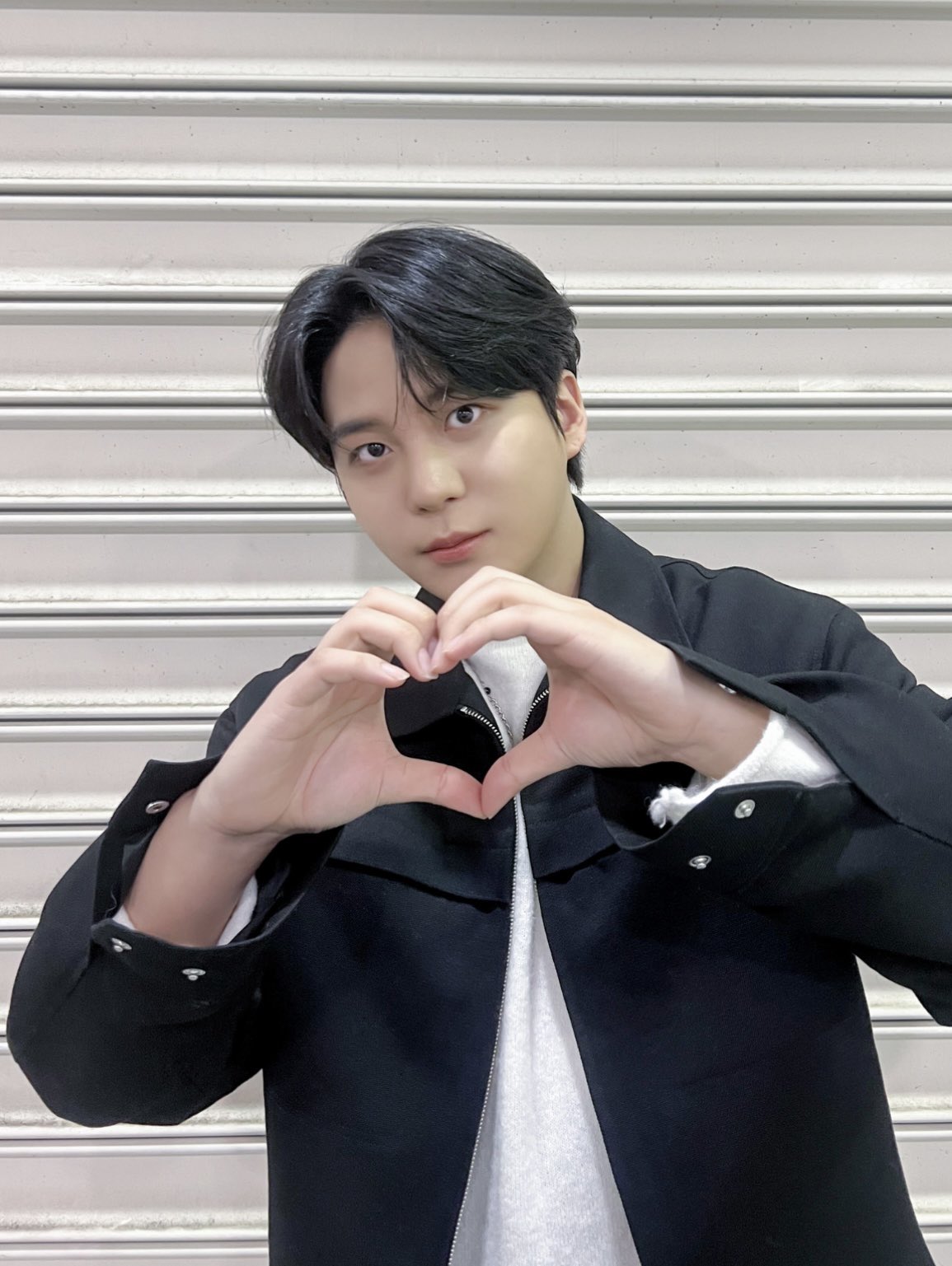 Behind-the-scenes cut of Jongho (ATEEZ)