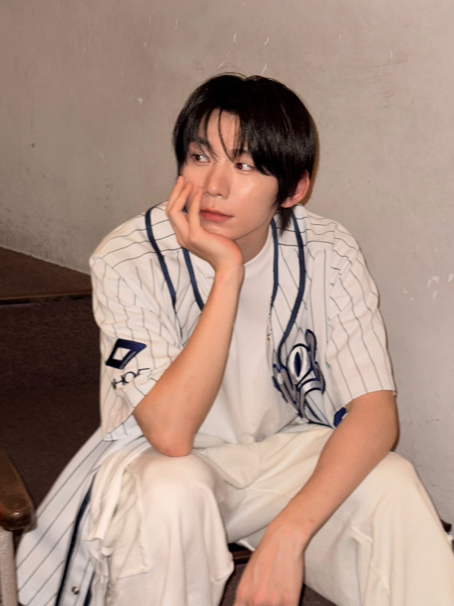 Behind-the-scenes cut of Park Han (AHOF)
