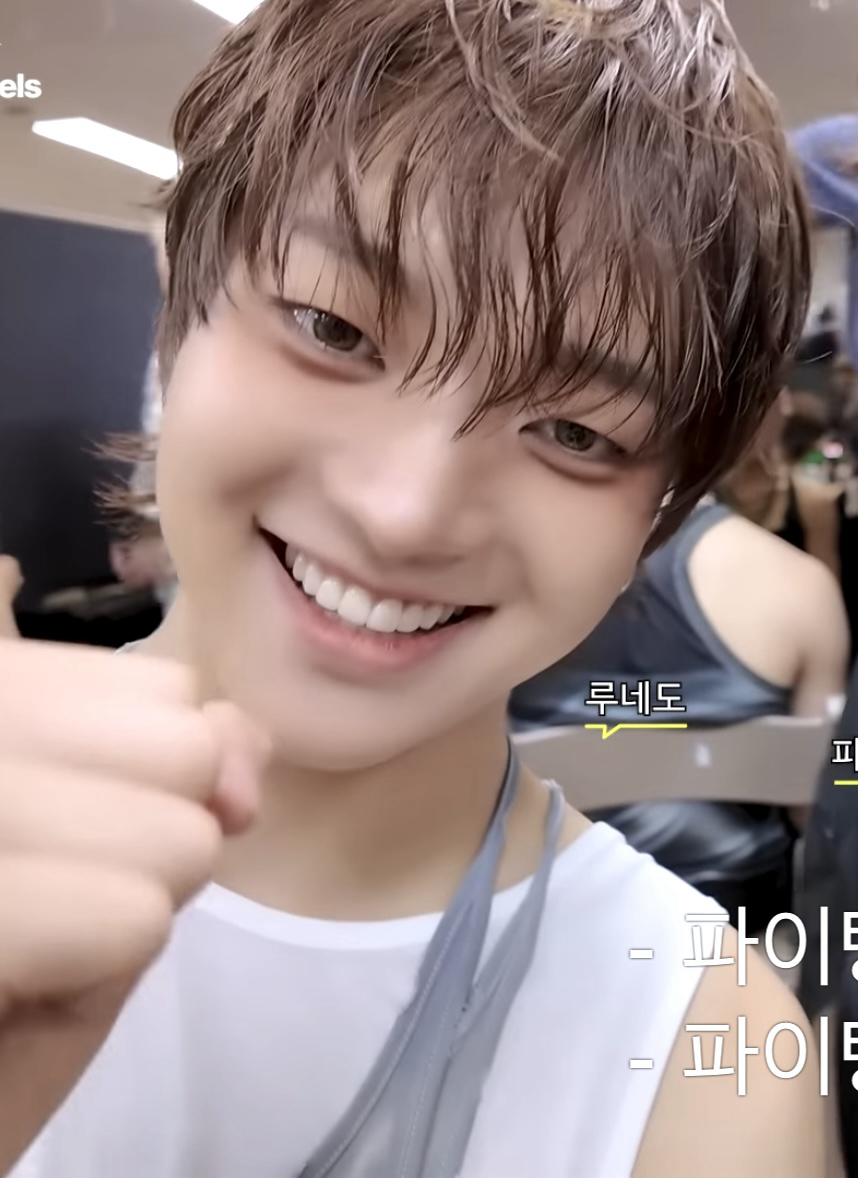 Behind-the-scenes cut of EJ (&TEAM)