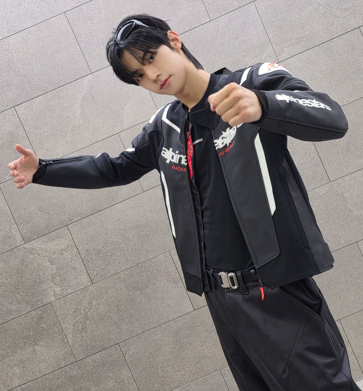 Behind-the-scenes cut of Dohoon (TWS)