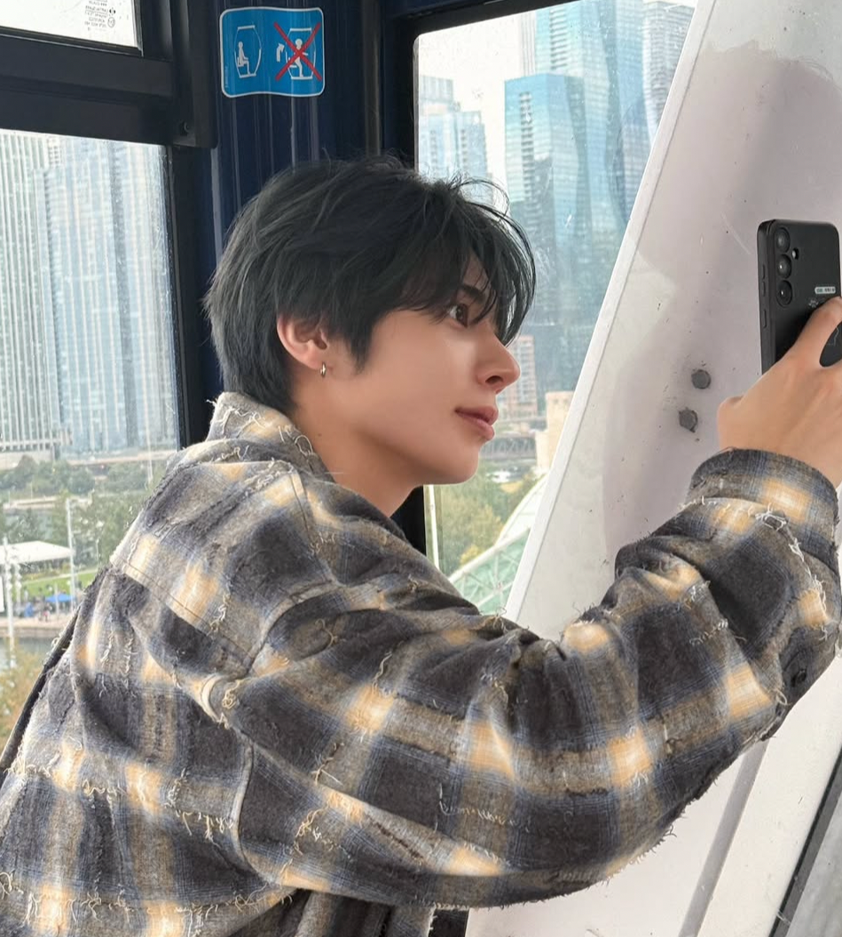 태현 (투모로우바이투게더) 최근 활동샷