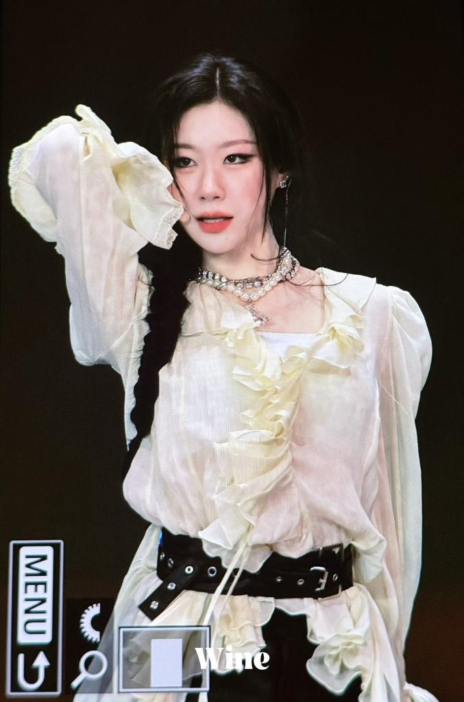 彩领 (ITZY)的最新照片