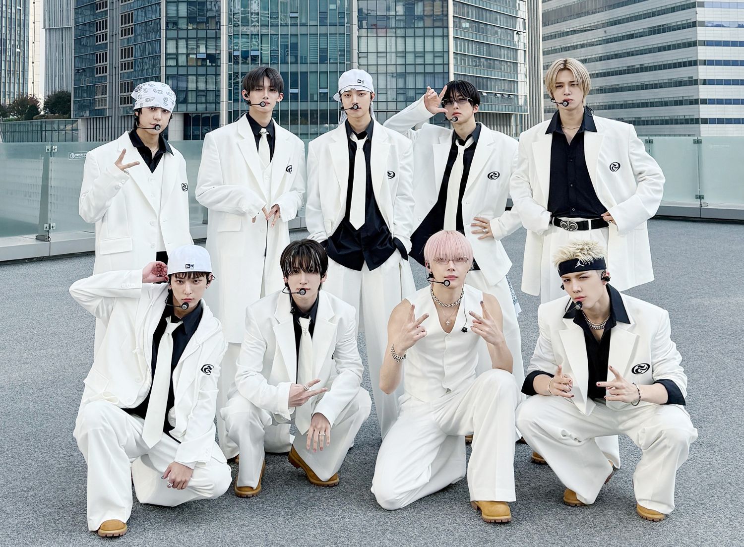 Behind-the-scenes cut of &TEAM