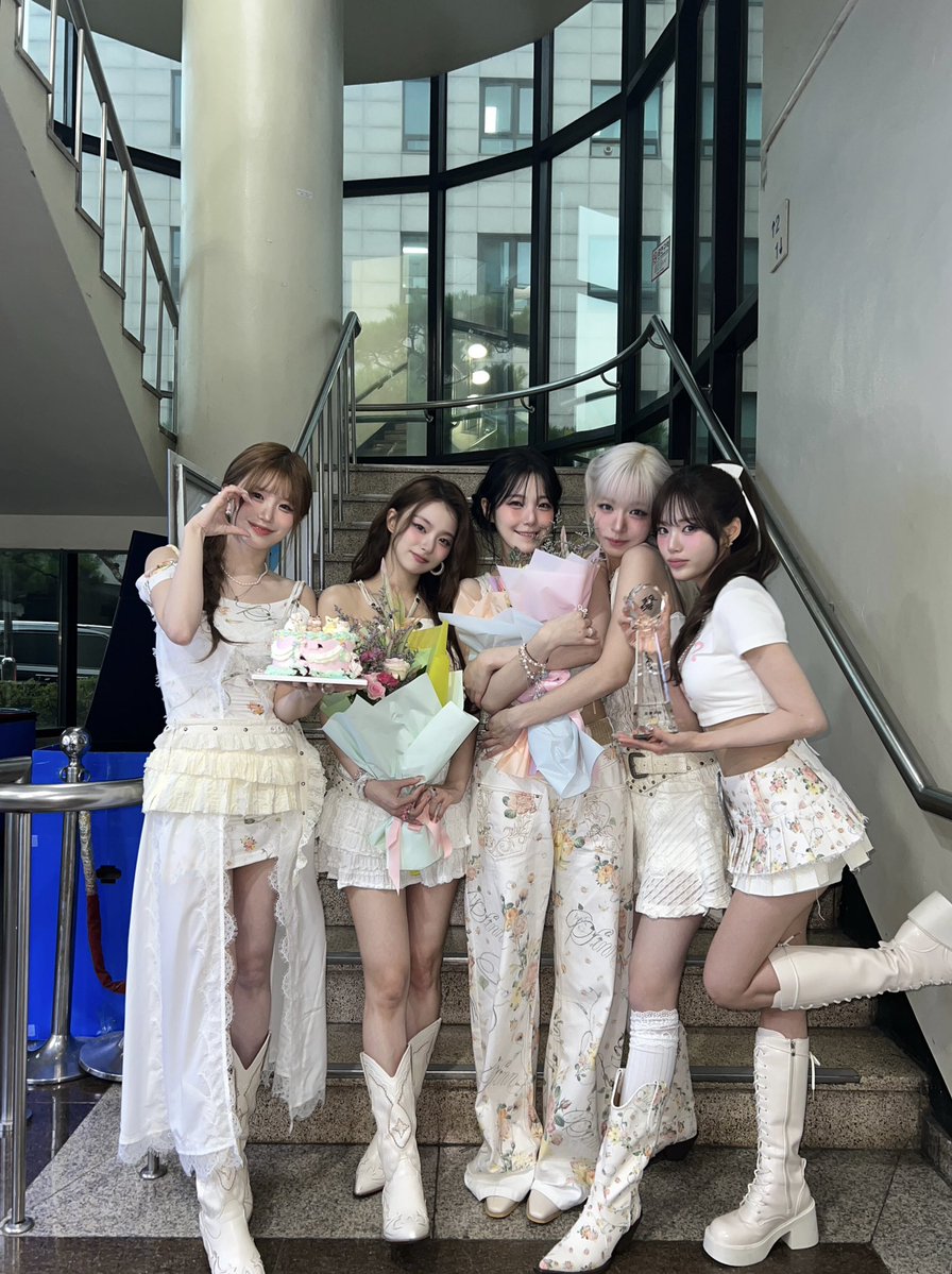 fromis (9)の舞台裏ショット