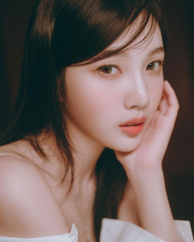 Latest photo of Joy (Red Velvet)