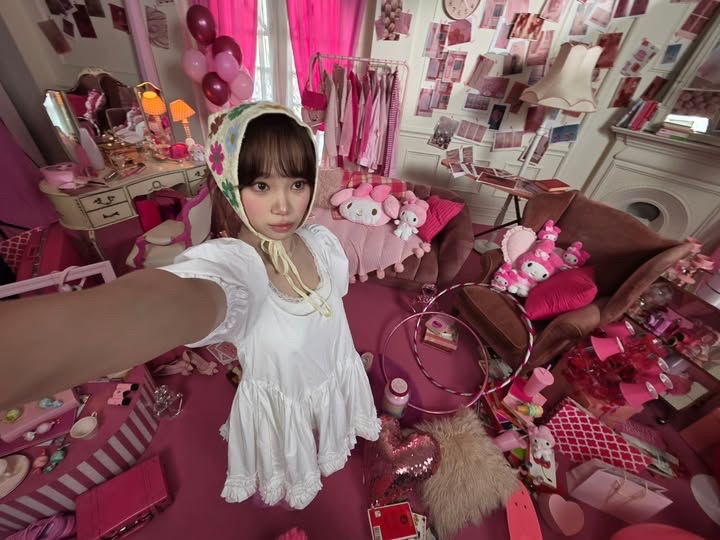 Recent activity shot of Kim Chaewon (LE SSERAFIM)