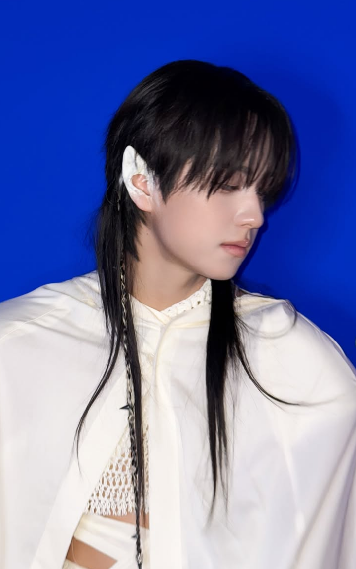 Behind-the-scenes cut of Taki (&TEAM)