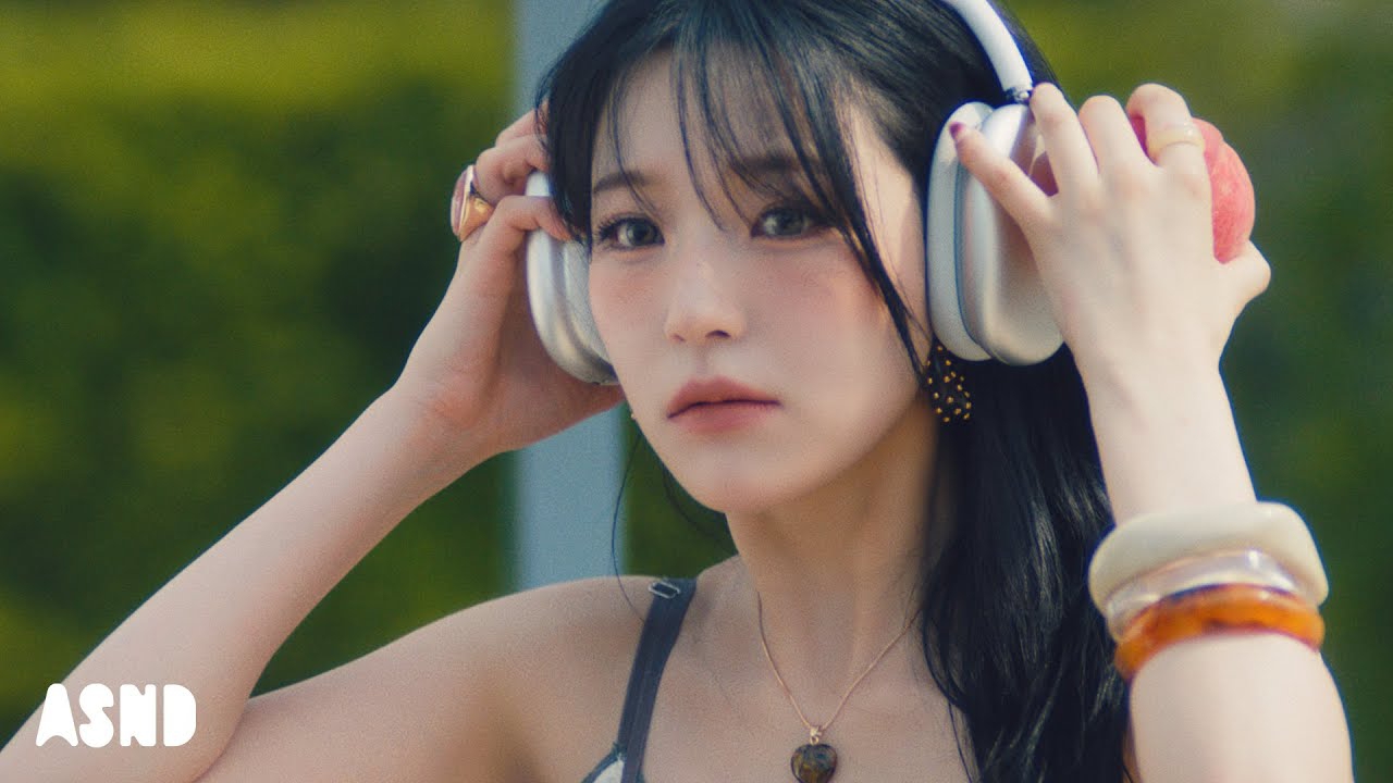 Recent activity shot of fromis (9)