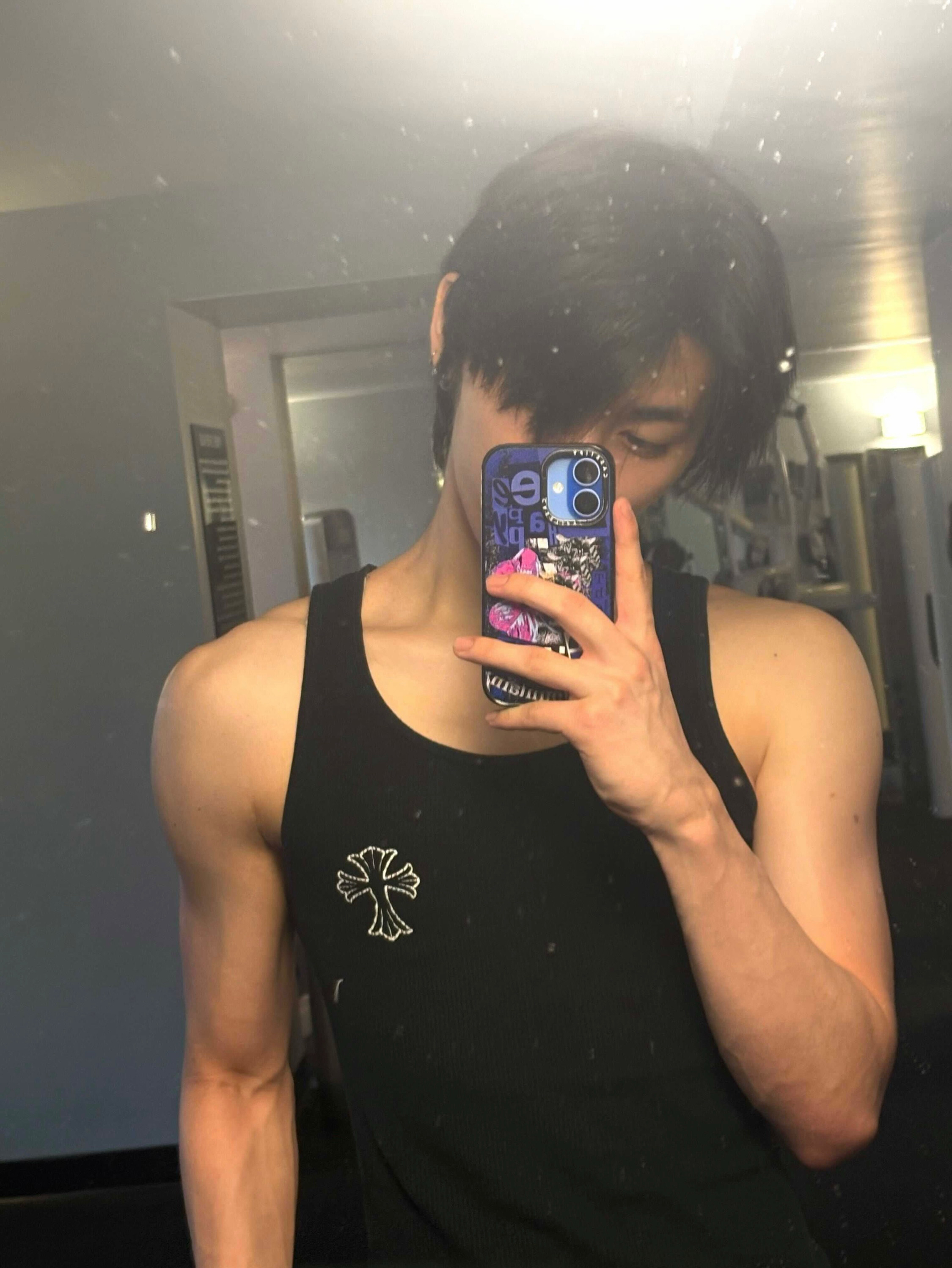 Latest photo of Taesan (BOYNEXTDOOR)