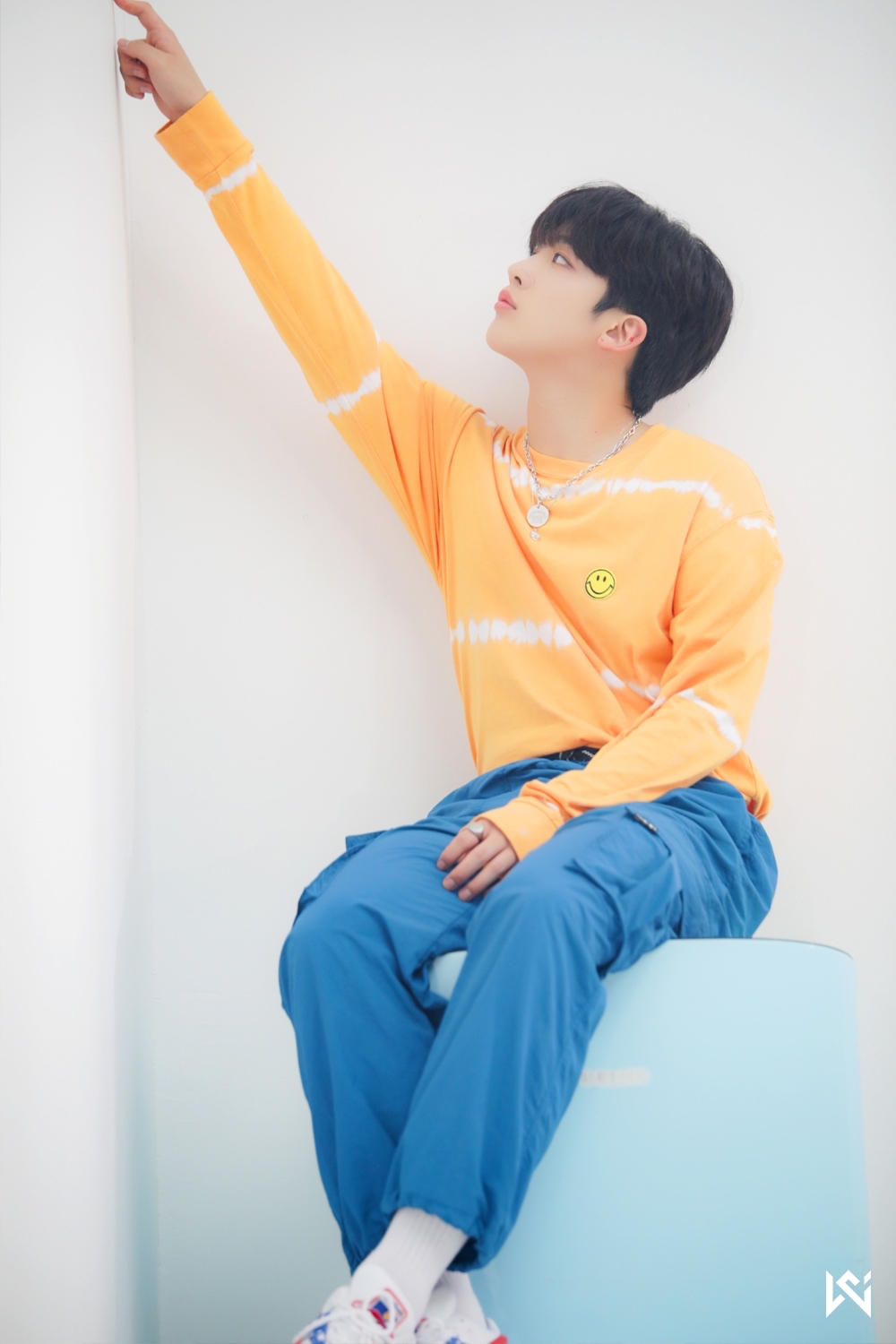 Behind-the-scenes cut of Kim Yohan (WEi)