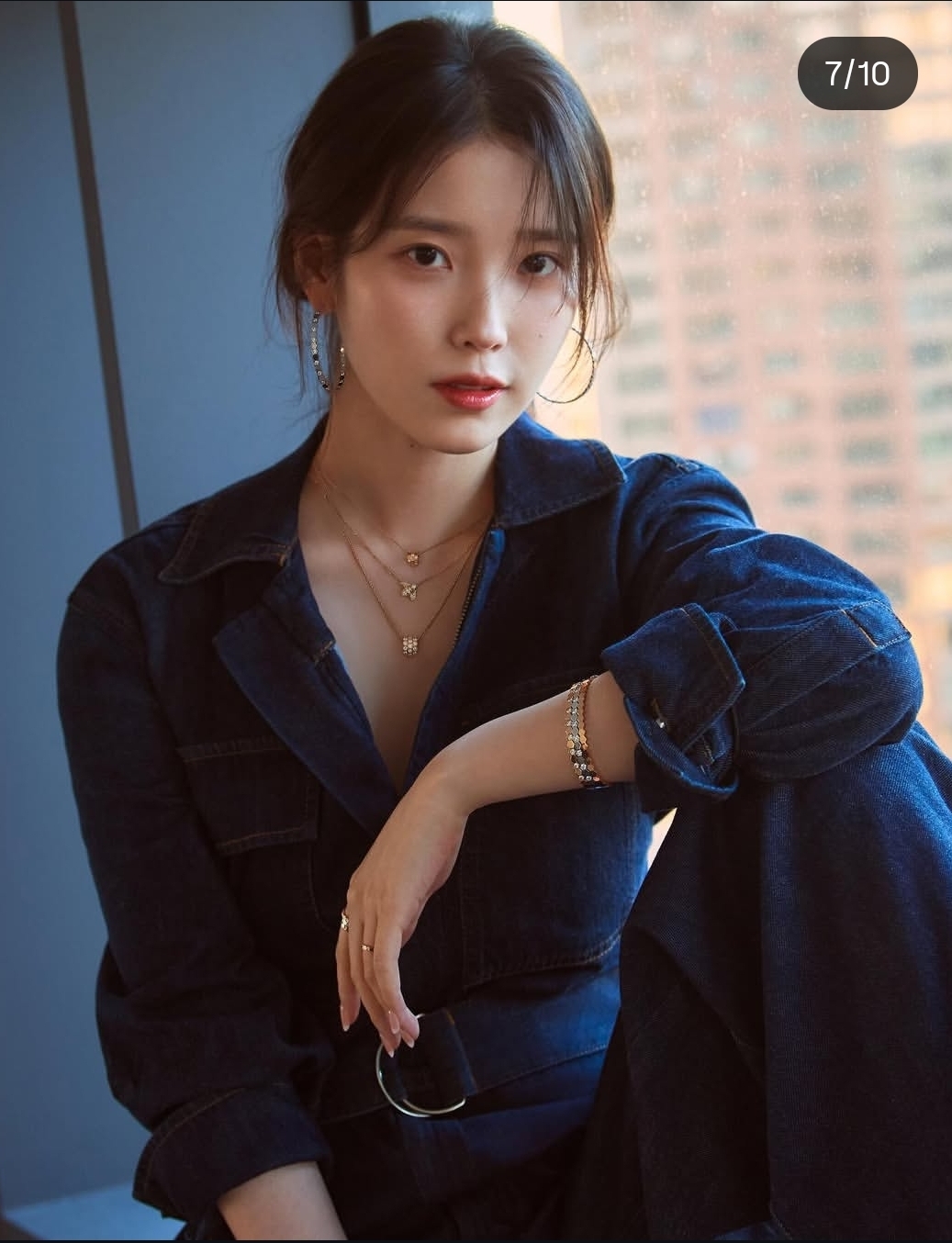 Behind-the-scenes cut of IU