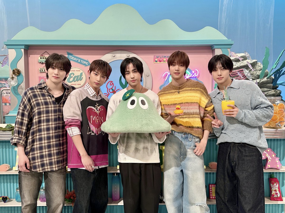 Recent activity shot of &TEAM