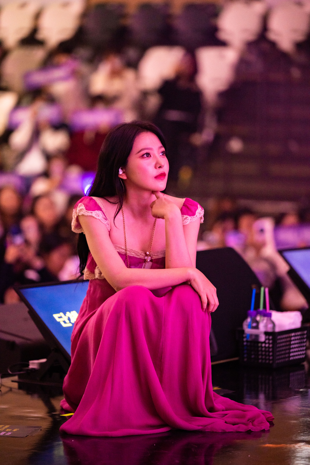 Behind-the-scenes cut of Yeri (Red Velvet)