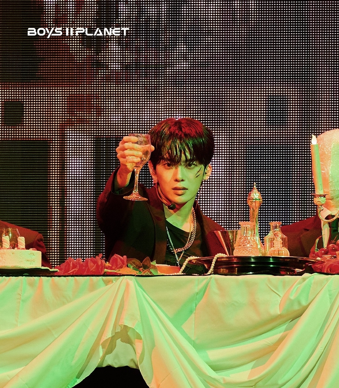Behind-the-scenes cut of Kangmin (VERIVERY)