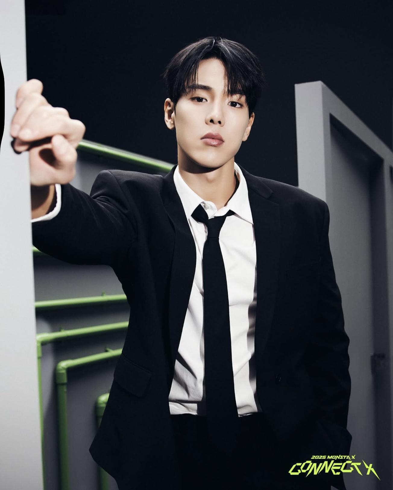 Potret di balik layar Shownu (MONSTA X)