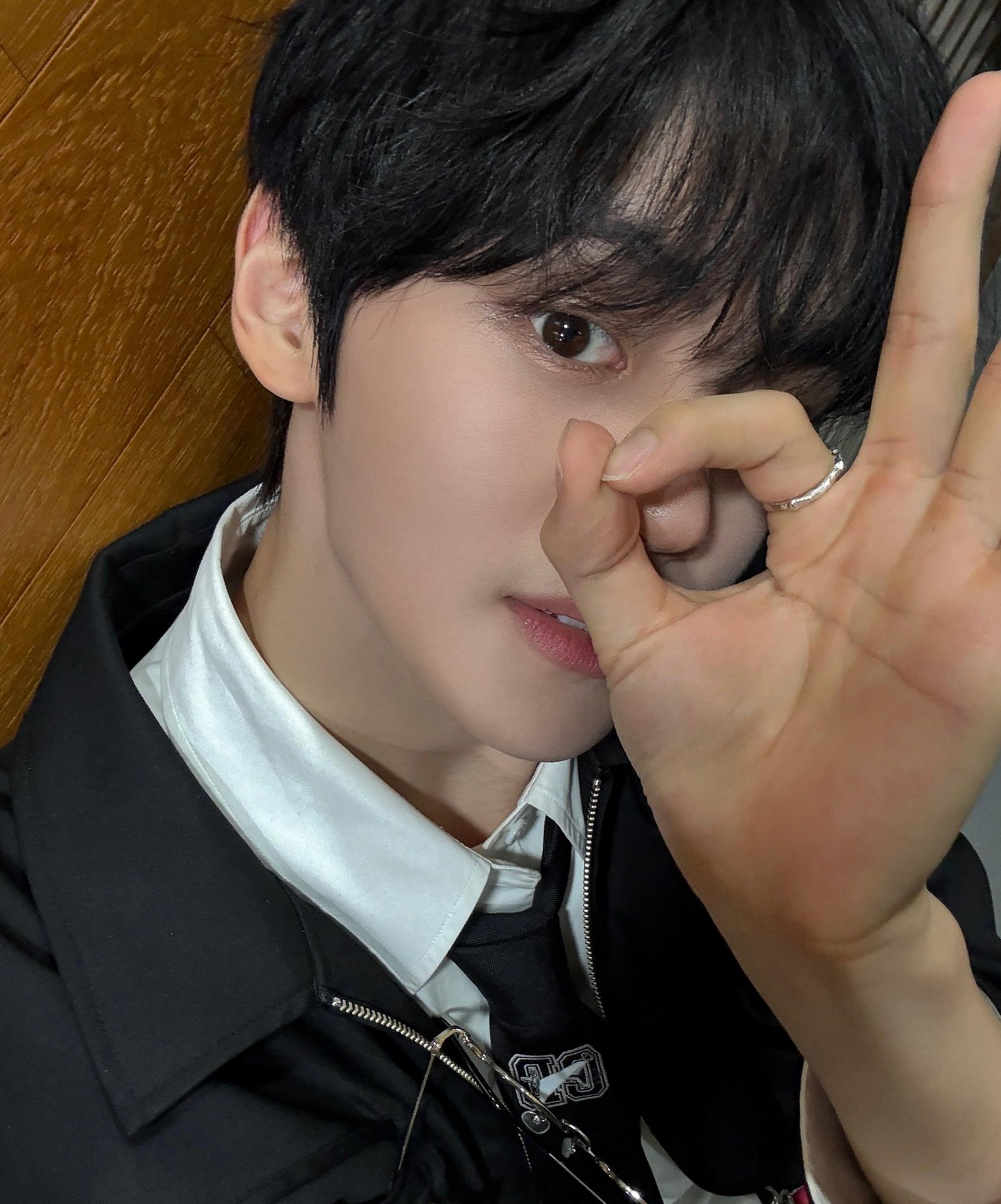 Latest photo of Kim Gyuvin (ZEROBASEONE)
