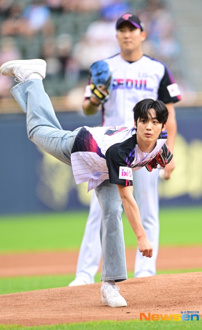 A moment captured by WEi's fan