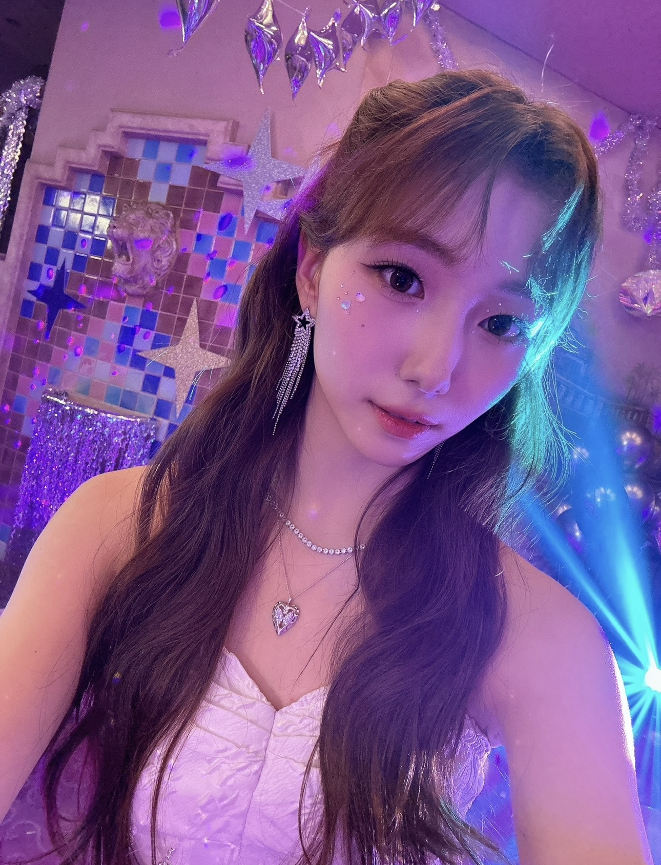 Foto terbaru Seo Youngeun (Kep1er)