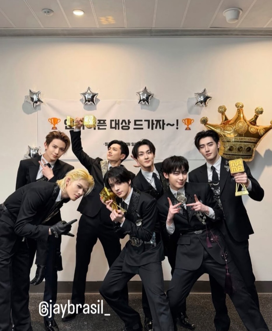 ENHYPEN의 최신 사진