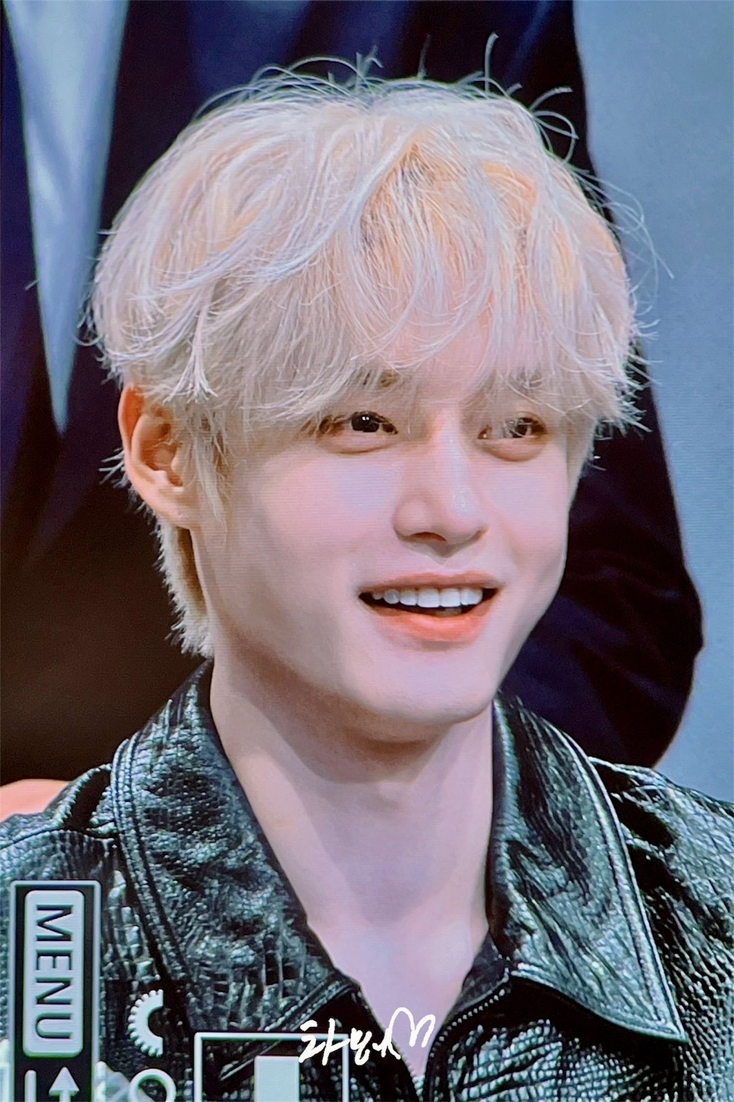 Behind-the-scenes cut of Kim Jiwoong (ZEROBASEONE)