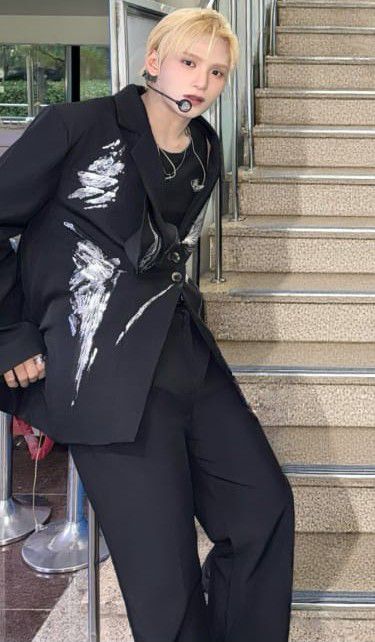 Behind-the-scenes cut of Zayyan (XODIAC)