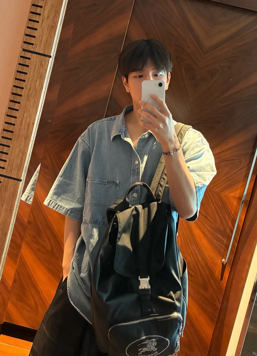 Latest photo of Seungmin (Stray Kids)