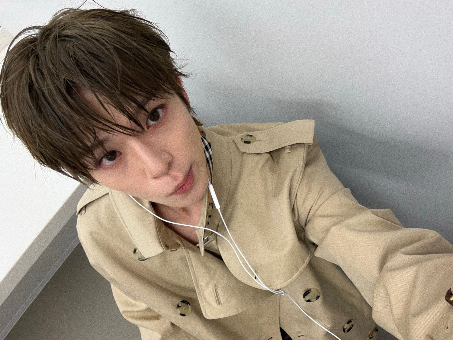 Asahi (TREASURE)的最新活动照片