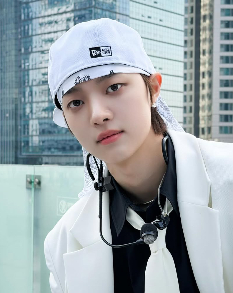 A moment captured by EJ (&TEAM)'s fan