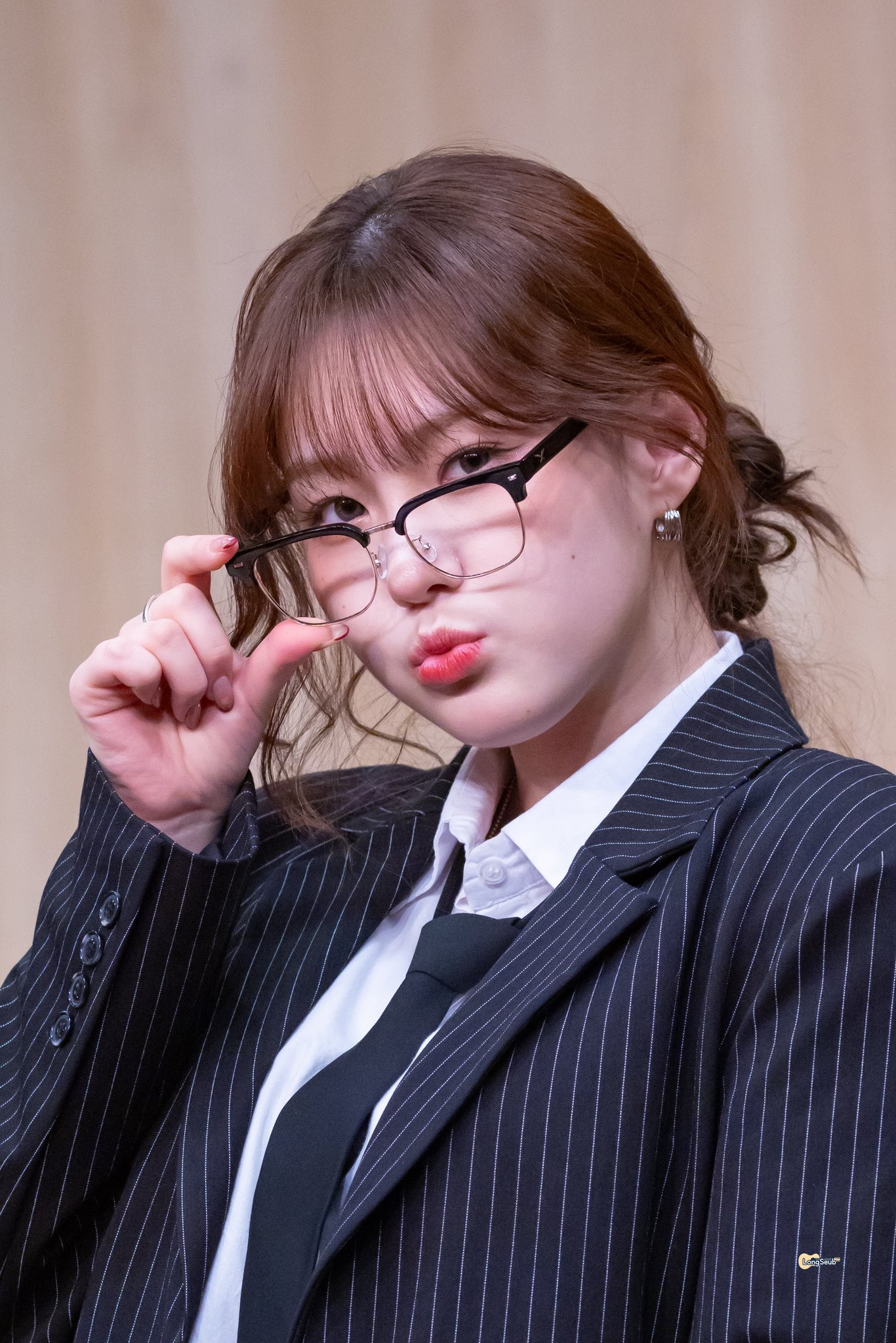 Recent activity shot of Kim Chaehyun (Kep1er)