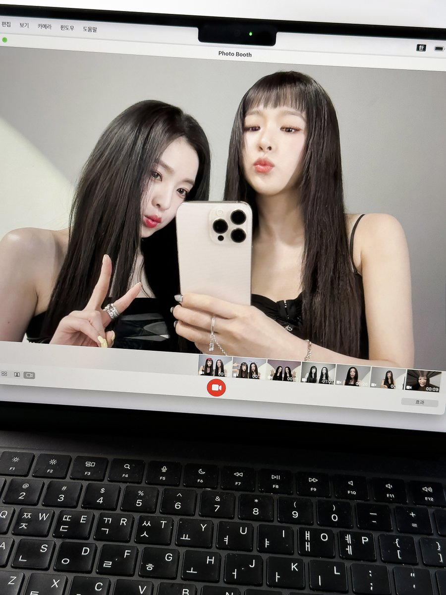 Latest photo of Red Velvet