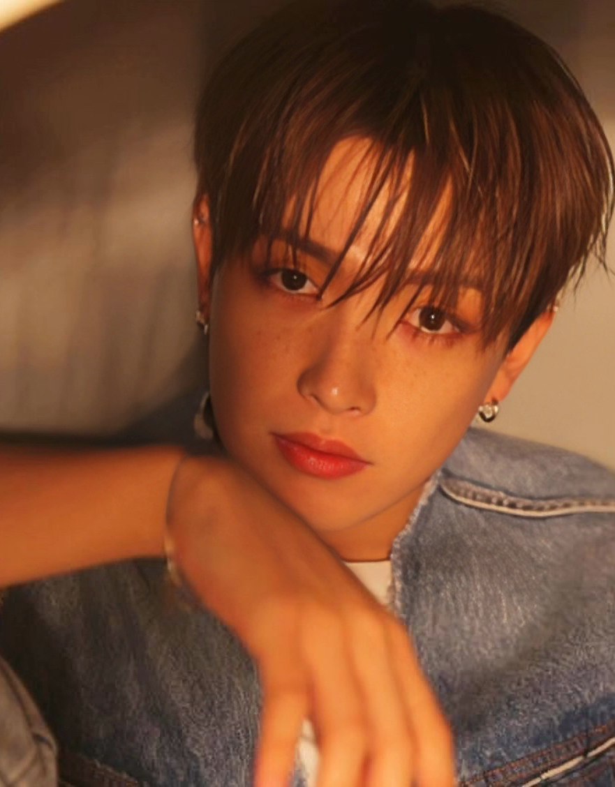 Latest photo of Hongjoong (ATEEZ)
