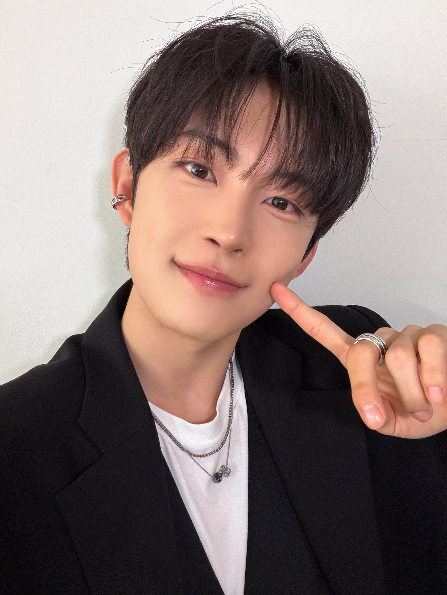 Recent activity shot of Kim Geonwoo (ALPHA DRIVE ONE)